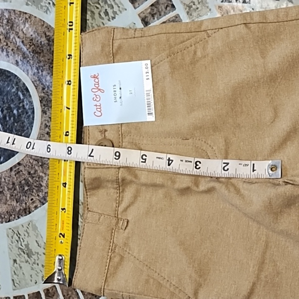 Cat & Jack shorts sz 2T